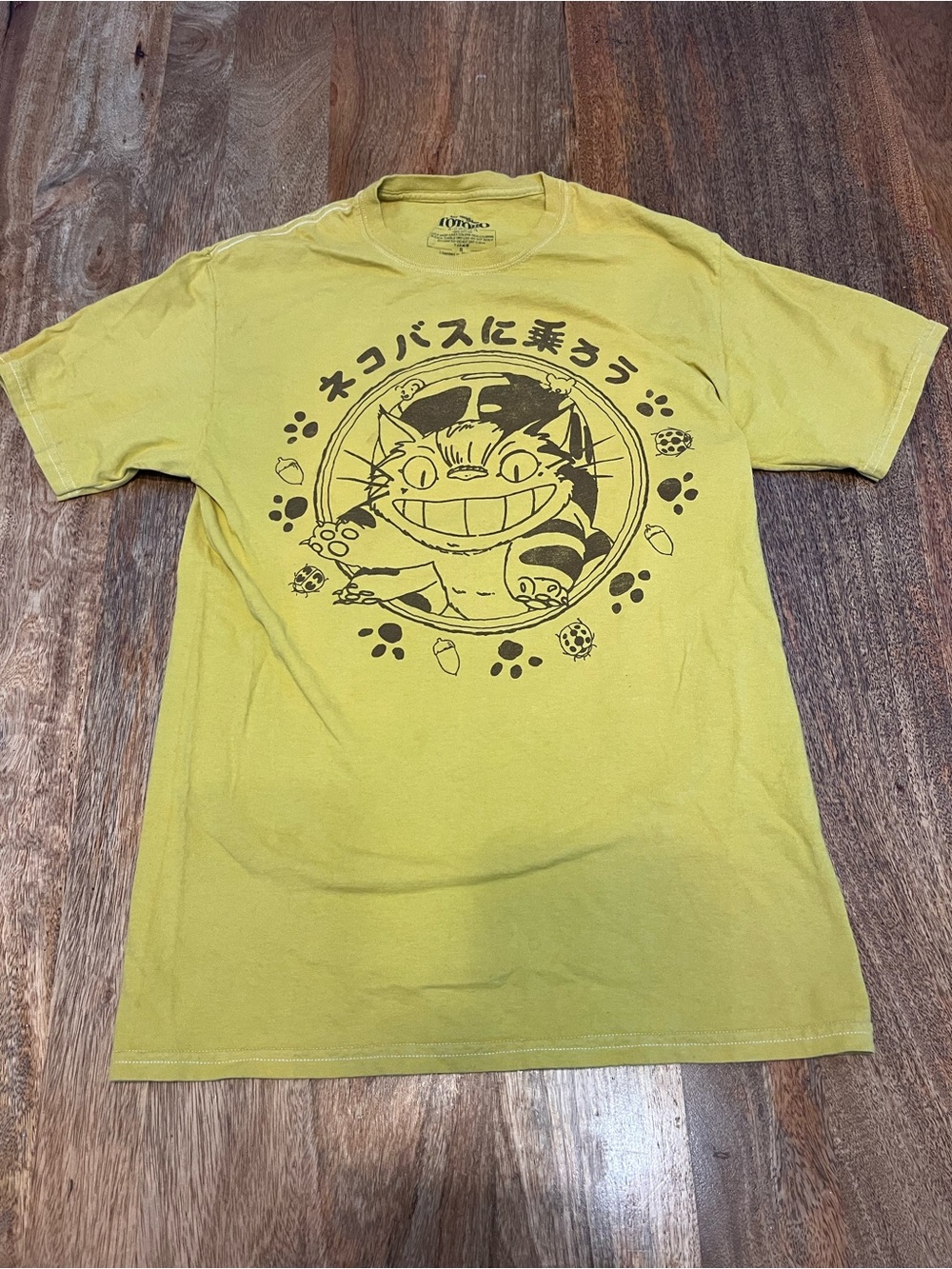 My Neighbor TOTORO Bioworld yellow t-shirt